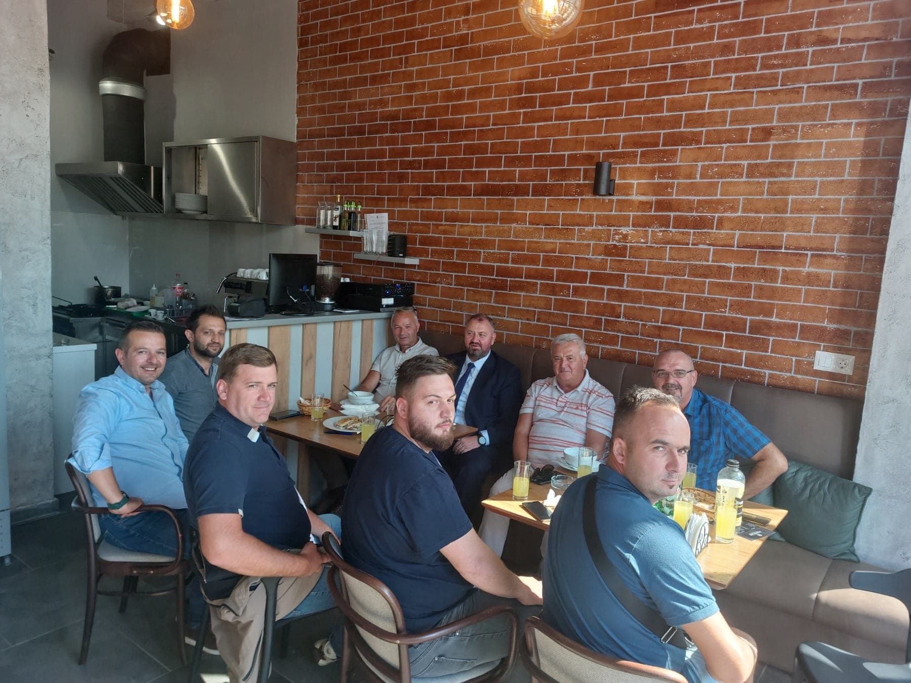 Visit to the Newly Opened Populist Cafe-Restaurant in Business Zone Zenica 1