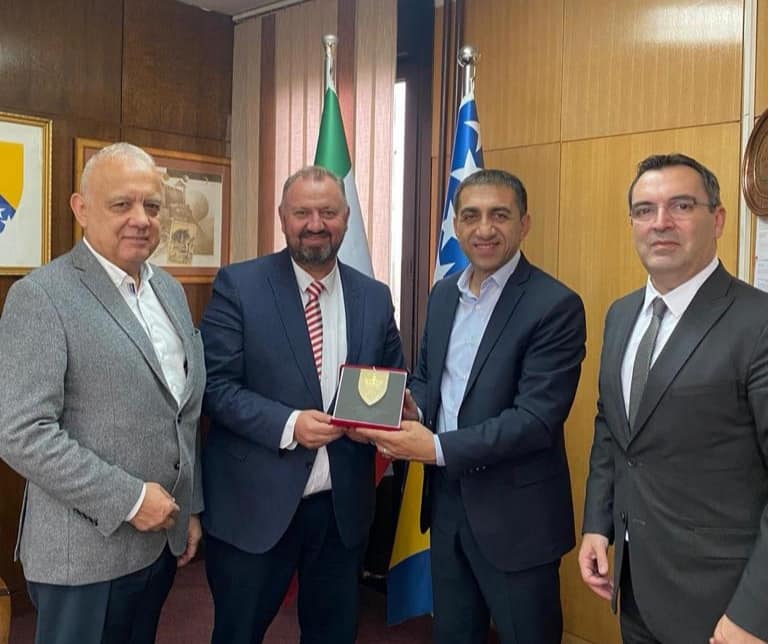 Bakan Şibonjiç, Türk Şirketleri Yapıyol ve Çiftay Yönetim Kurulu Başkanlarıyla Yeni Yatırımları Görüştü