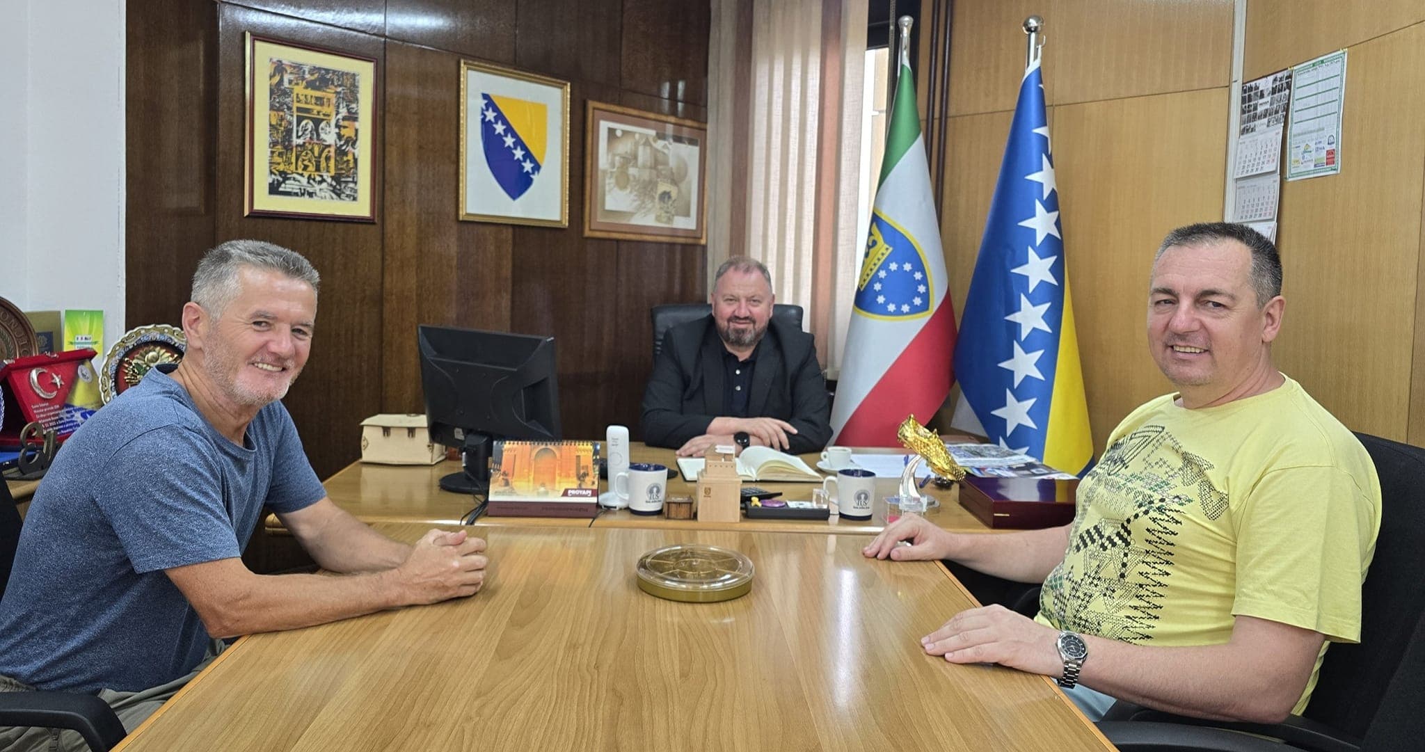 Bakan Şibonjiç Scorpio d.o.o. Zenica Şirketi Direktörü Edin Durmo ile Görüştü