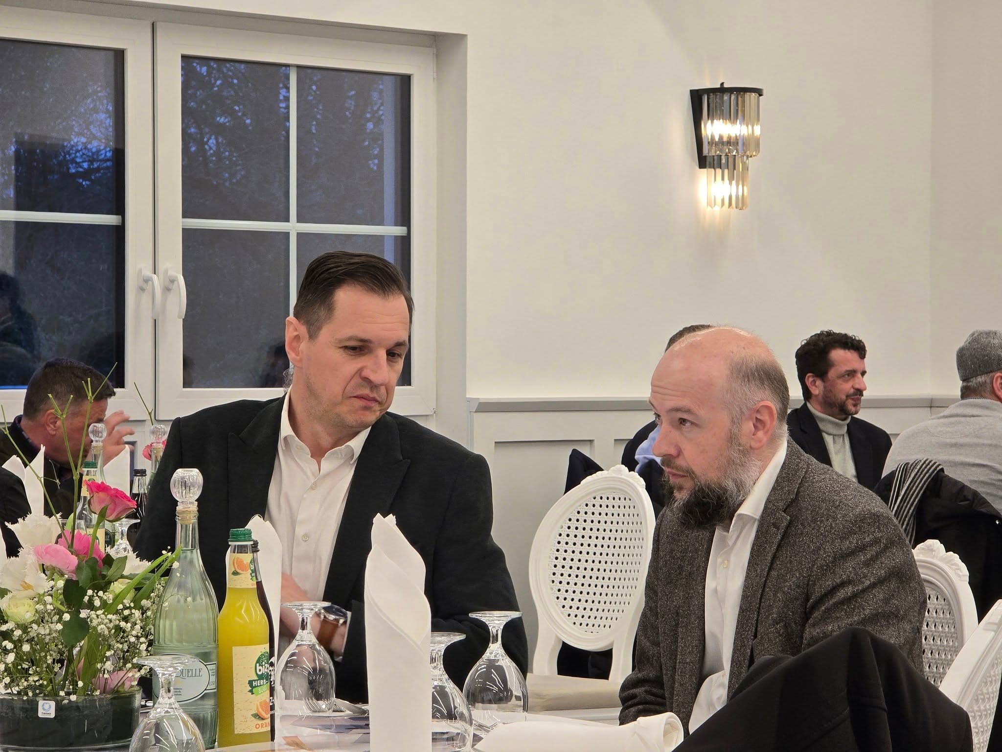 Ministar Šibonjić razgovarao sa gradonačelnikom Frankfurta o proširenju privredne saradnje