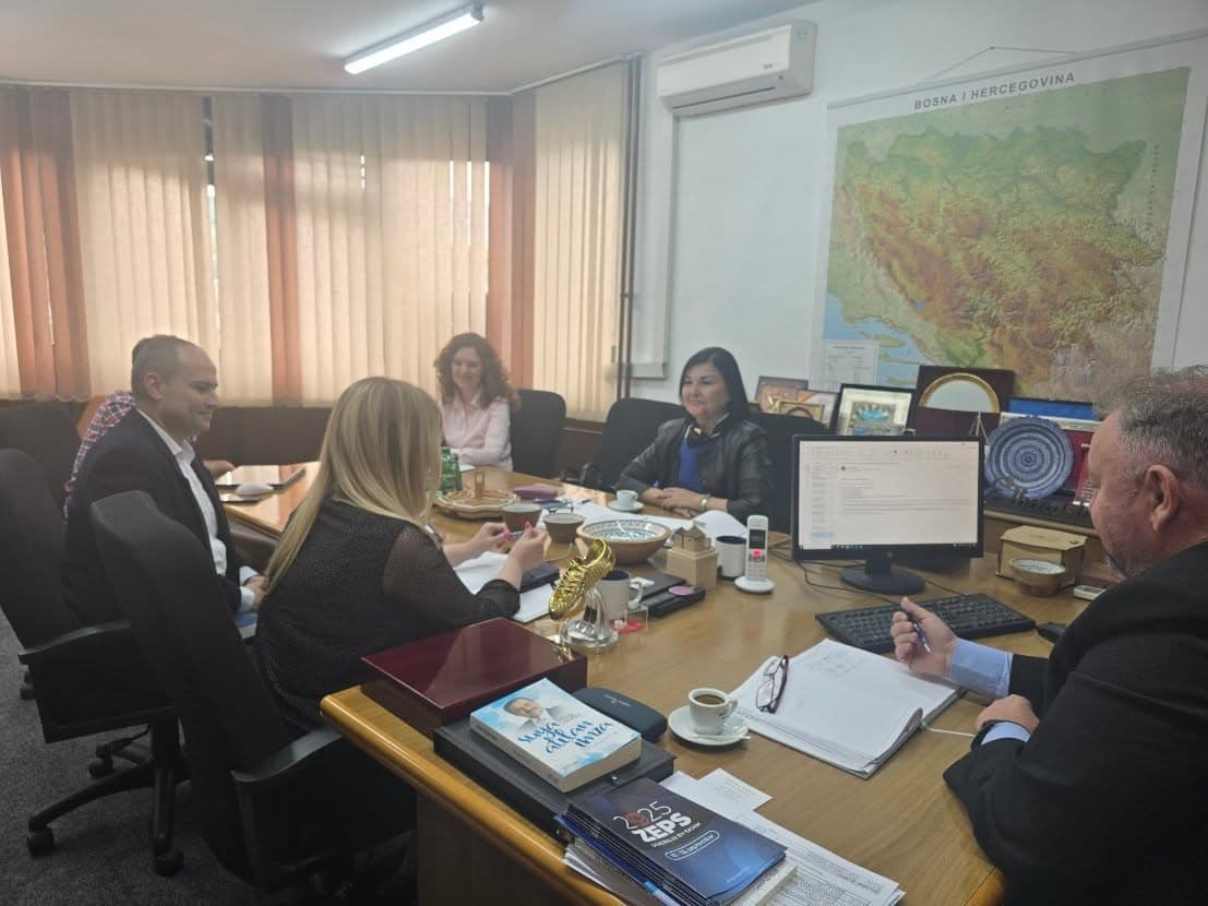 Ministarstvo za privredu ZDK i Privredna komora ZDK održali radni sastanak