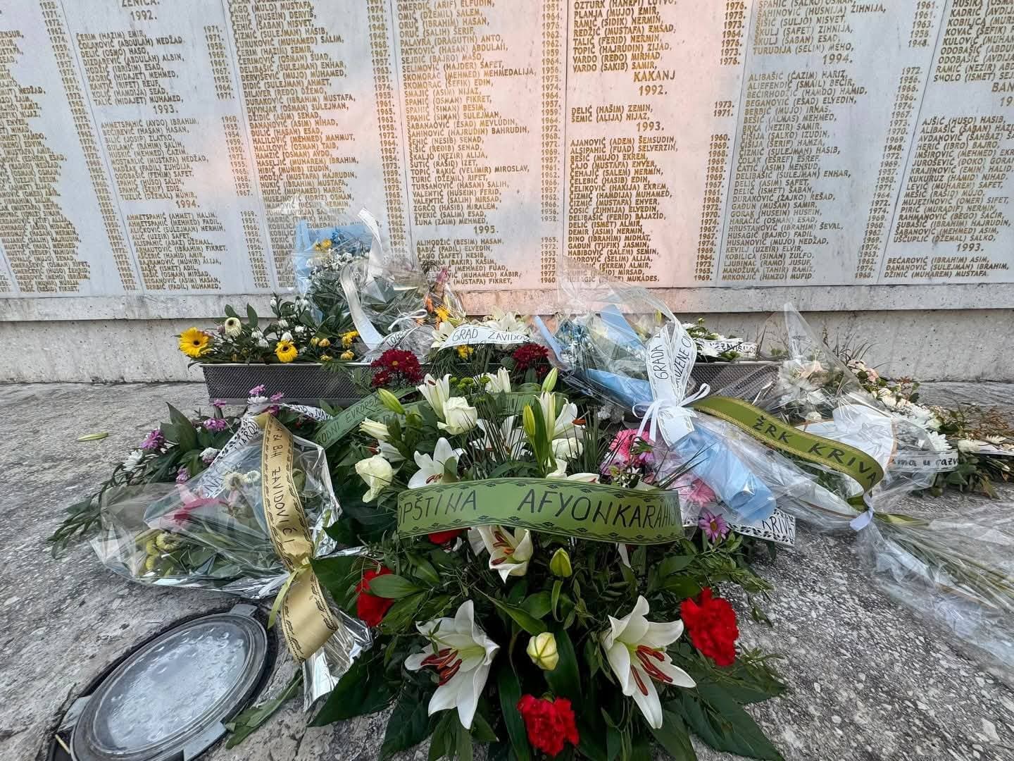 Minister Šibonjić and Mayor of Afyonkarahisar Visit Martyrs' Memorial in Zavidovići