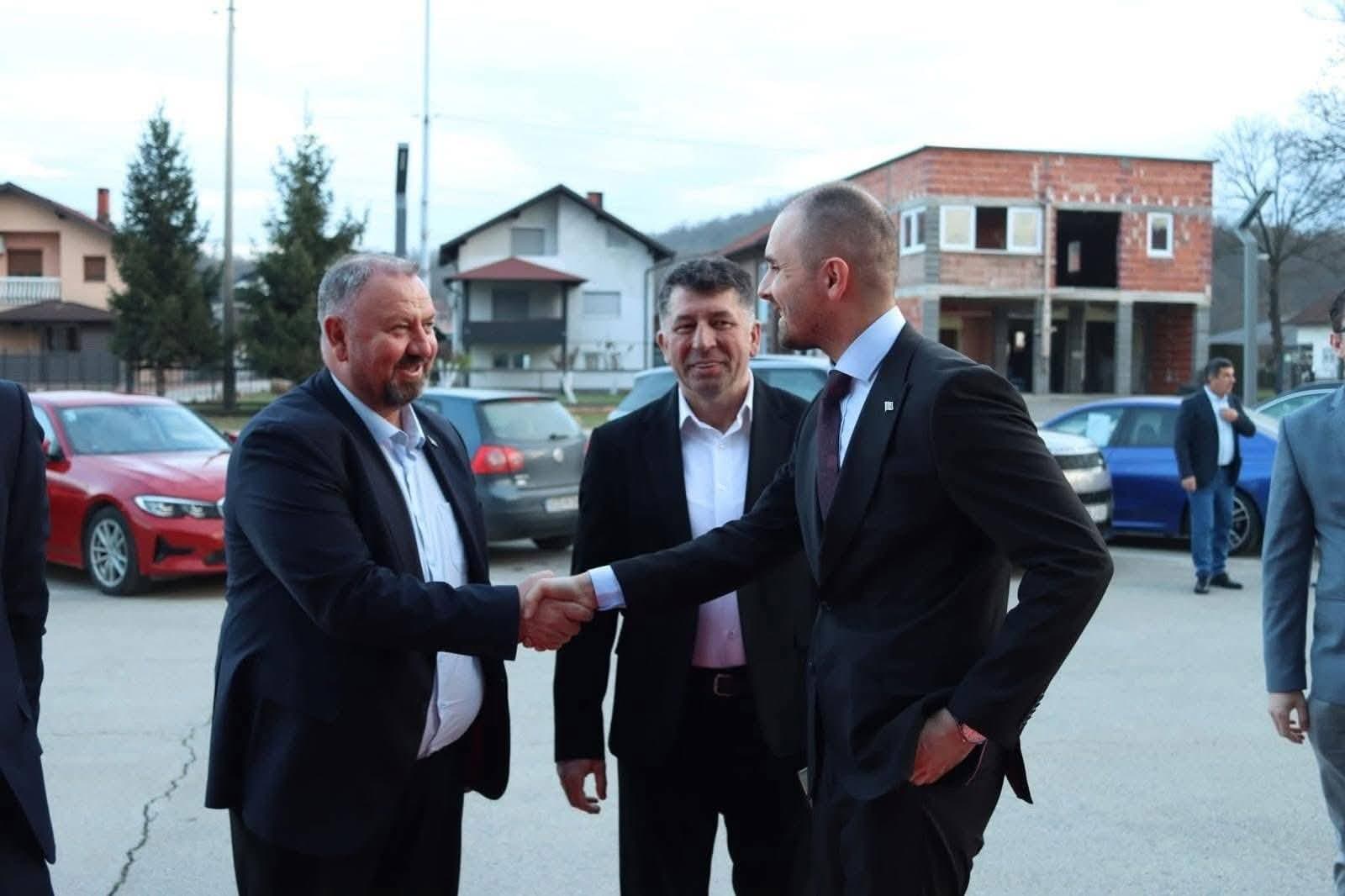 Ministar Šibonjić na iftaru privrednika u organizaciji Biznis centra Jelah-Tešanj