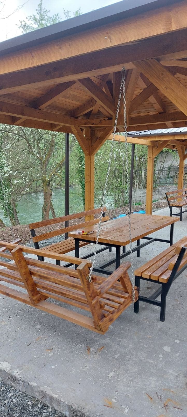 MZ Kovači uredila Zeleni predah, odmorište uz magistralu Zavidovići-Tuzla