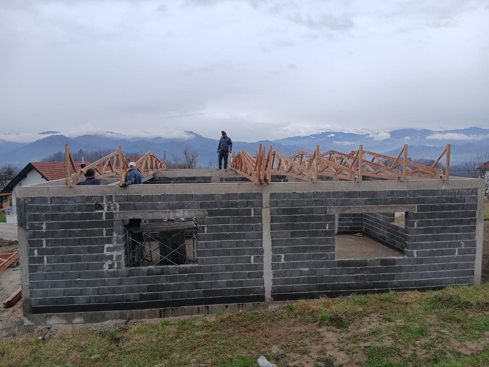 MZ Osova izgradila objekat za rekreaciju i odmor u seoskom okruženju između Žepča i Zavidovića