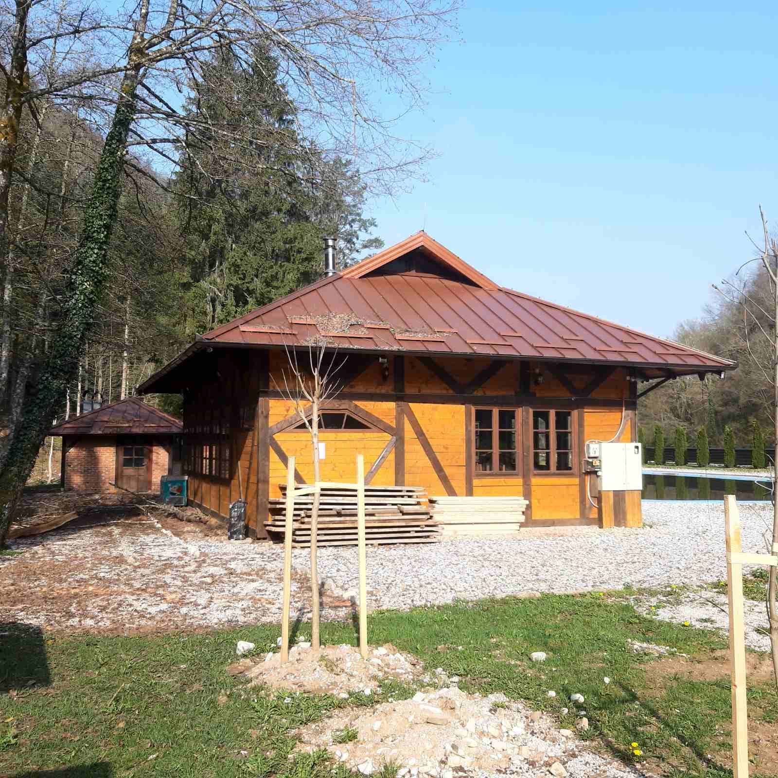 Općina Olovo obnovila krov Restorana na izletištu Zeleni Vir